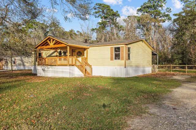 12902 Indian Ridge Drive, Dayton, TX 77535