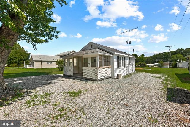 58 LONGFIELD RD, Colonial Beach, VA 22443