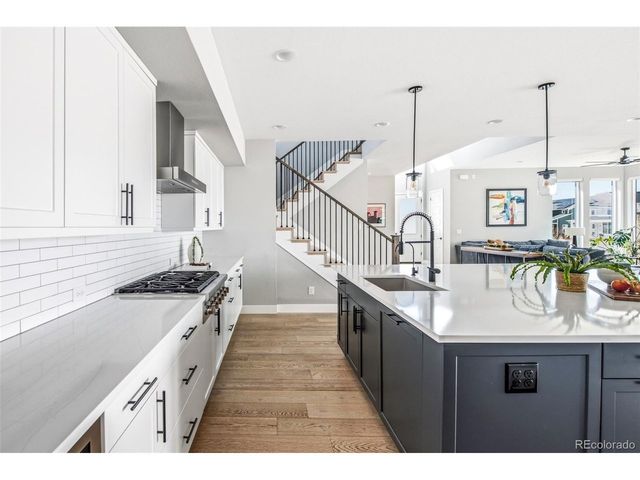 9807 E 63rd Ave, Denver, CO 80238