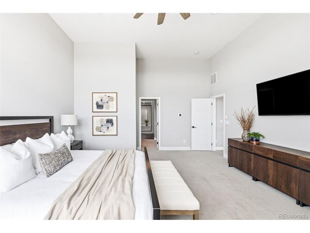 9807 E 63rd Ave, Denver, CO 80238