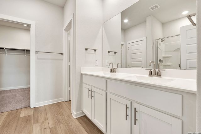 4030 BELLAMY BND, San Antonio, TX 78109