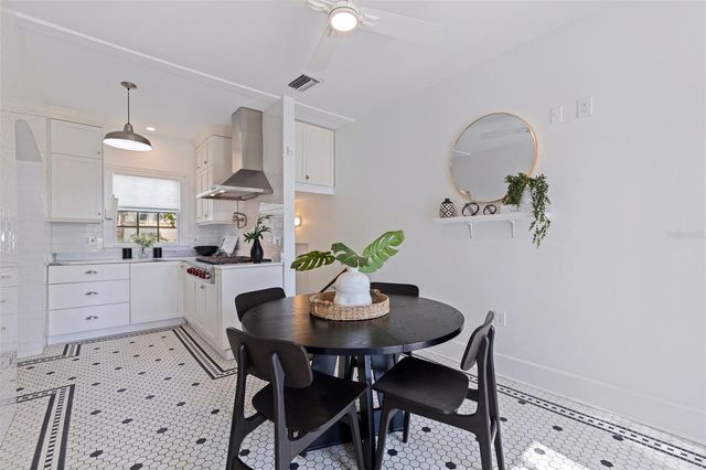 1920 CHERRY STREET NE, St Petersburg, FL 33704