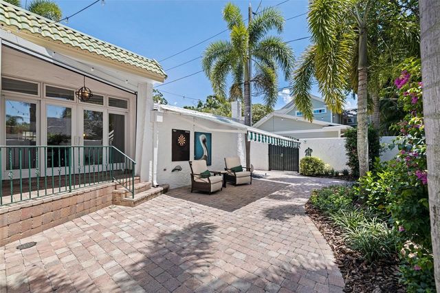 1920 CHERRY STREET NE, St Petersburg, FL 33704