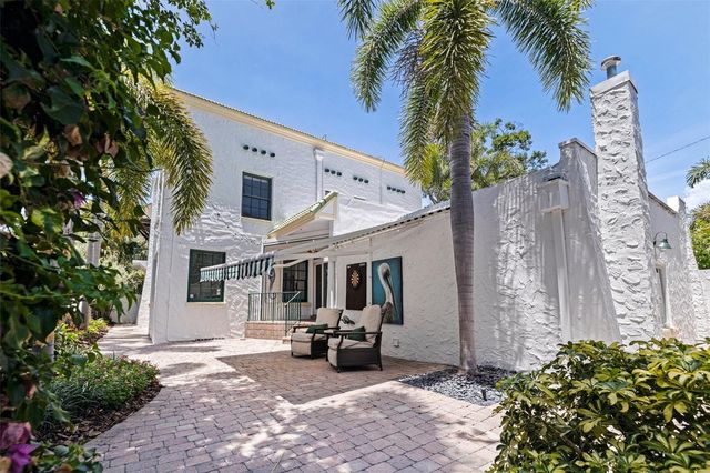 1920 CHERRY STREET NE, St Petersburg, FL 33704