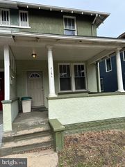 318 E RAYMOND AVE #A, Alexandria, VA 22301