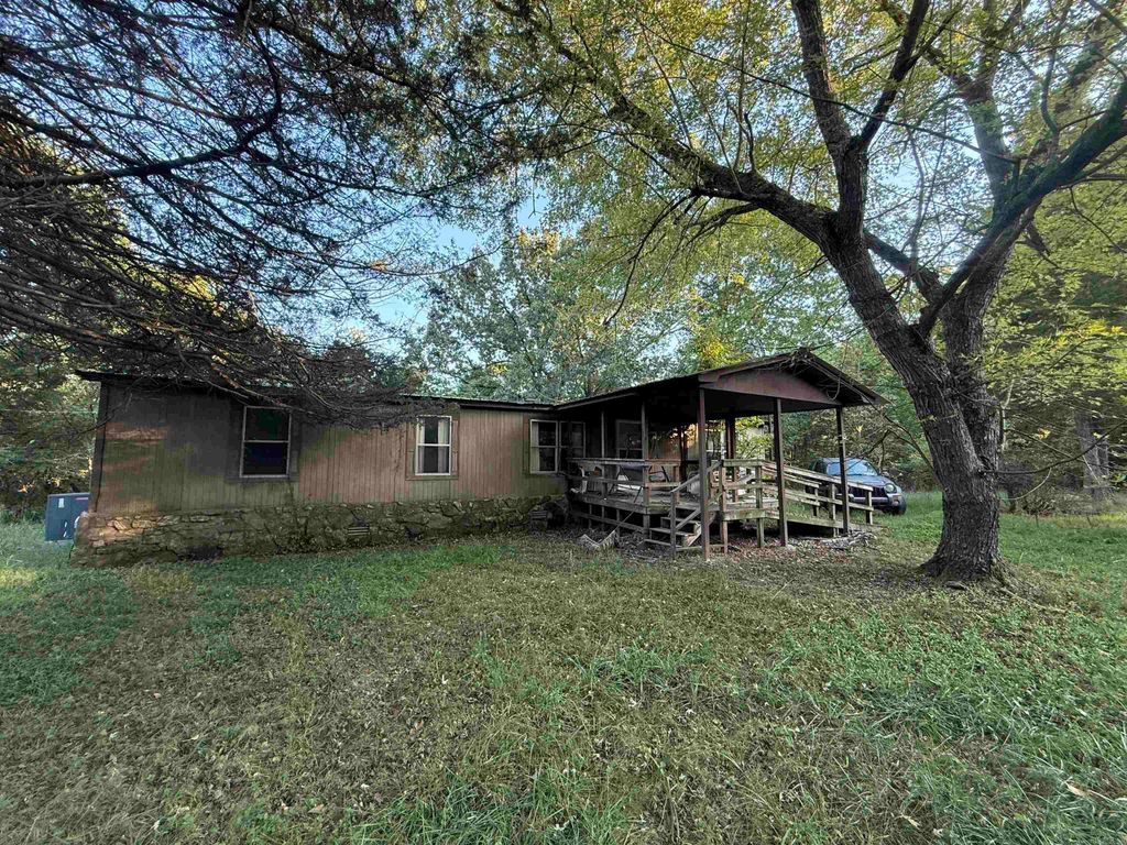 425 Meade Lane, Batesville, AR 72501