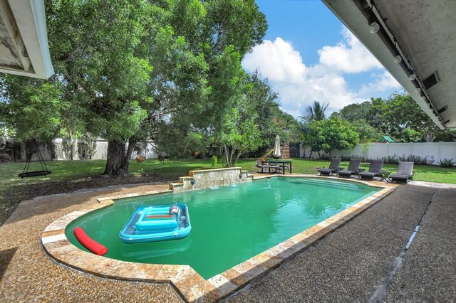 4955 Covey Trail, Boca Raton, FL 33487