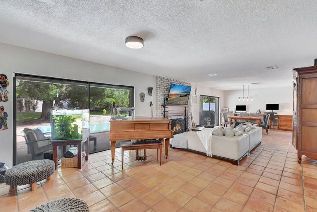 4955 Covey Trail, Boca Raton, FL 33487