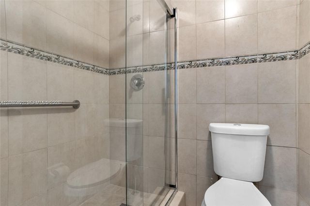 3505 S Ocean Dr 208, Hollywood, FL 33019