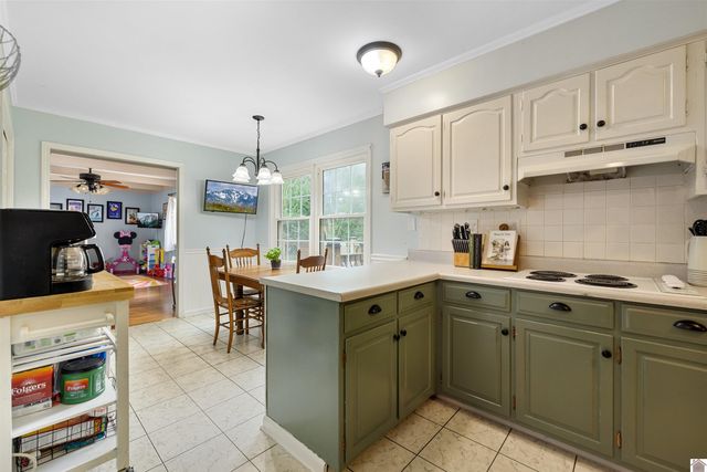 5821 Merrydale Dr, Paducah, KY 42003