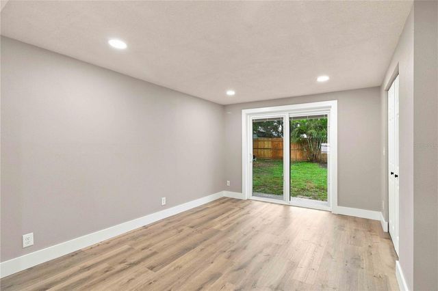2770 WOOD STREET, Sarasota, FL 34237