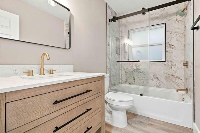 2770 WOOD STREET, Sarasota, FL 34237