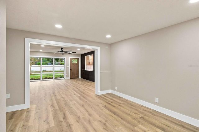2770 WOOD STREET, Sarasota, FL 34237