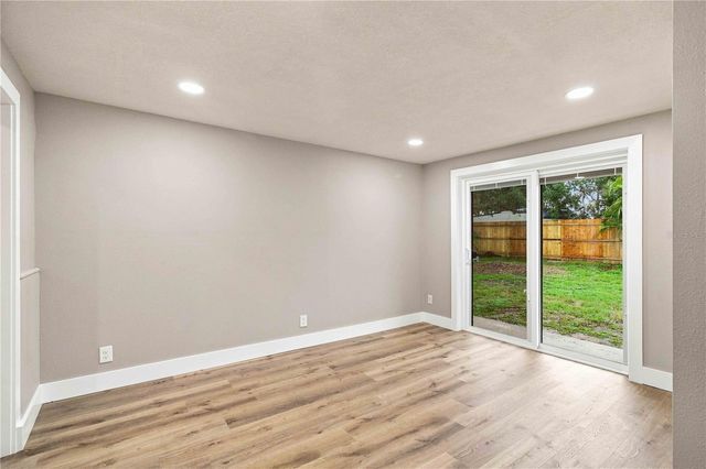 2770 WOOD STREET, Sarasota, FL 34237