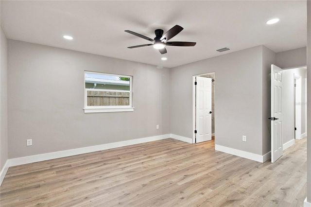 2770 WOOD STREET, Sarasota, FL 34237