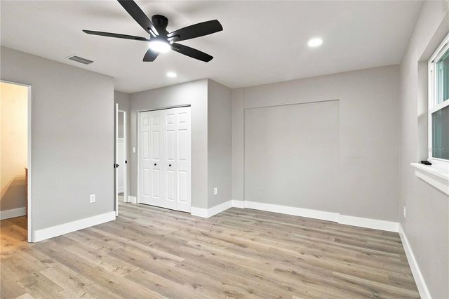 2770 WOOD STREET, Sarasota, FL 34237
