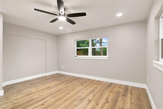 2770 WOOD STREET, Sarasota, FL 34237
