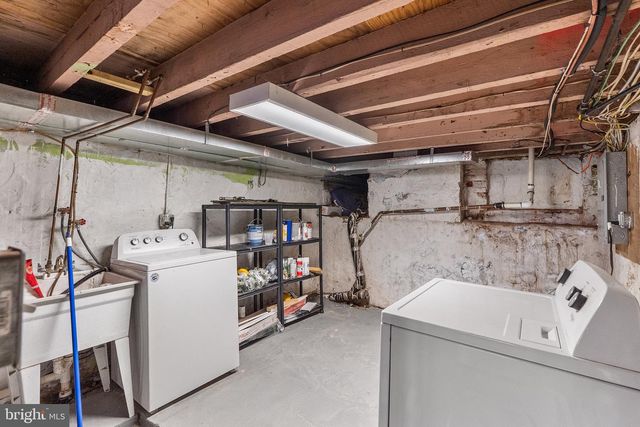 1210 E 11TH ST, Crum Lynne, PA 19022