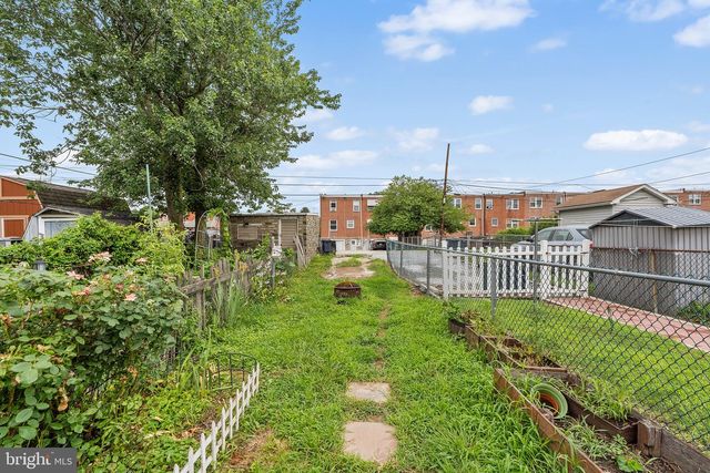 1210 E 11TH ST, Crum Lynne, PA 19022