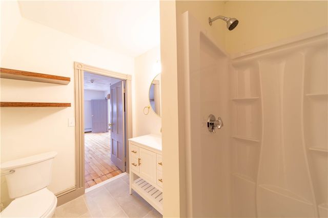 309 Main Street 2, East Greenwich, RI 02818