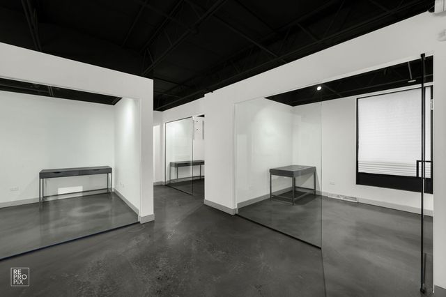 1322 W Walton Street, Chicago, IL 60642