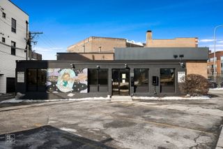 1322 W Walton Street, Chicago, IL 60642