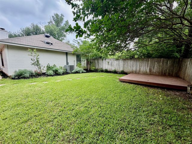 1015 Bull Run, Denton, TX 76209