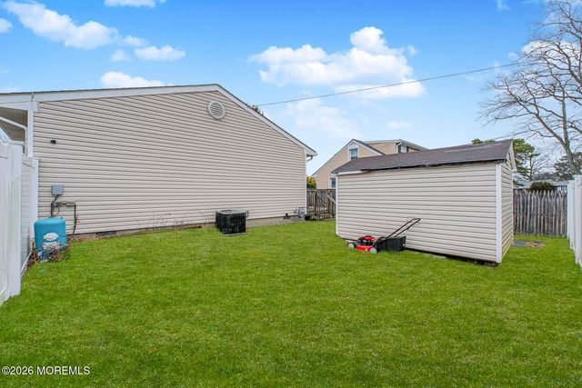 237 Pine Tree Drive, Brick, NJ 08723