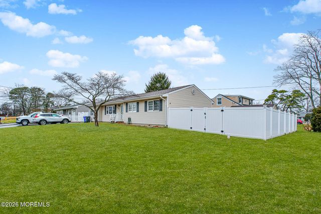 237 Pine Tree Drive, Brick, NJ 08723