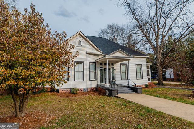 59 Warren Street, Hawkinsville, GA 31036