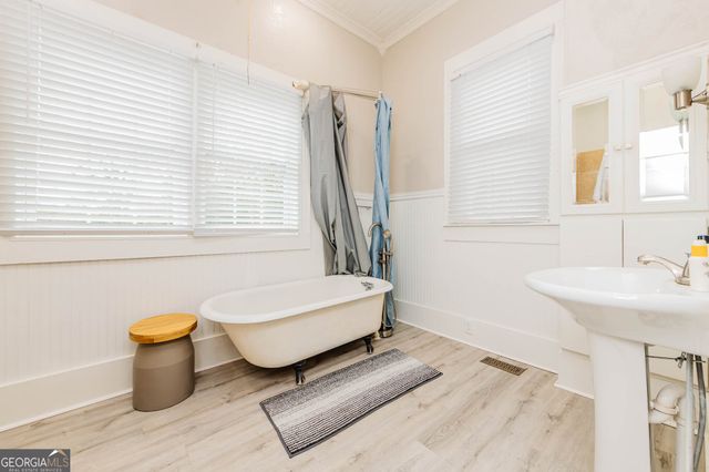 59 Warren Street, Hawkinsville, GA 31036