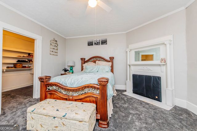 59 Warren Street, Hawkinsville, GA 31036