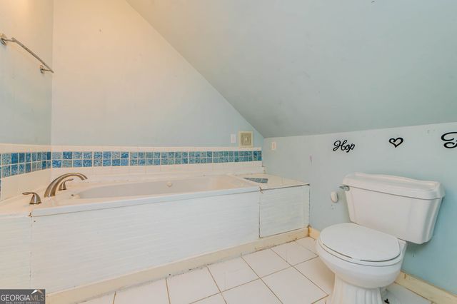 59 Warren Street, Hawkinsville, GA 31036