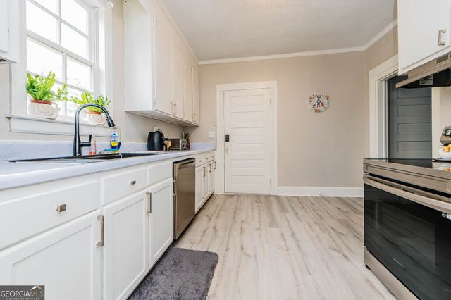 59 Warren Street, Hawkinsville, GA 31036