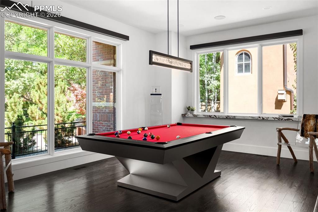 Image 16 of property listing at 418 Steele Street, Denver, CO 80206