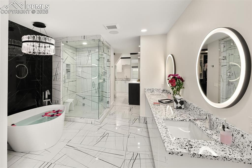 Image 20 of property listing at 418 Steele Street, Denver, CO 80206