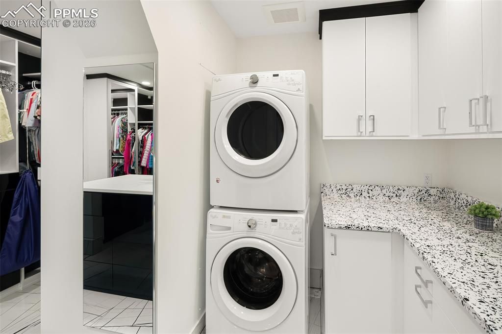 Image 23 of property listing at 418 Steele Street, Denver, CO 80206