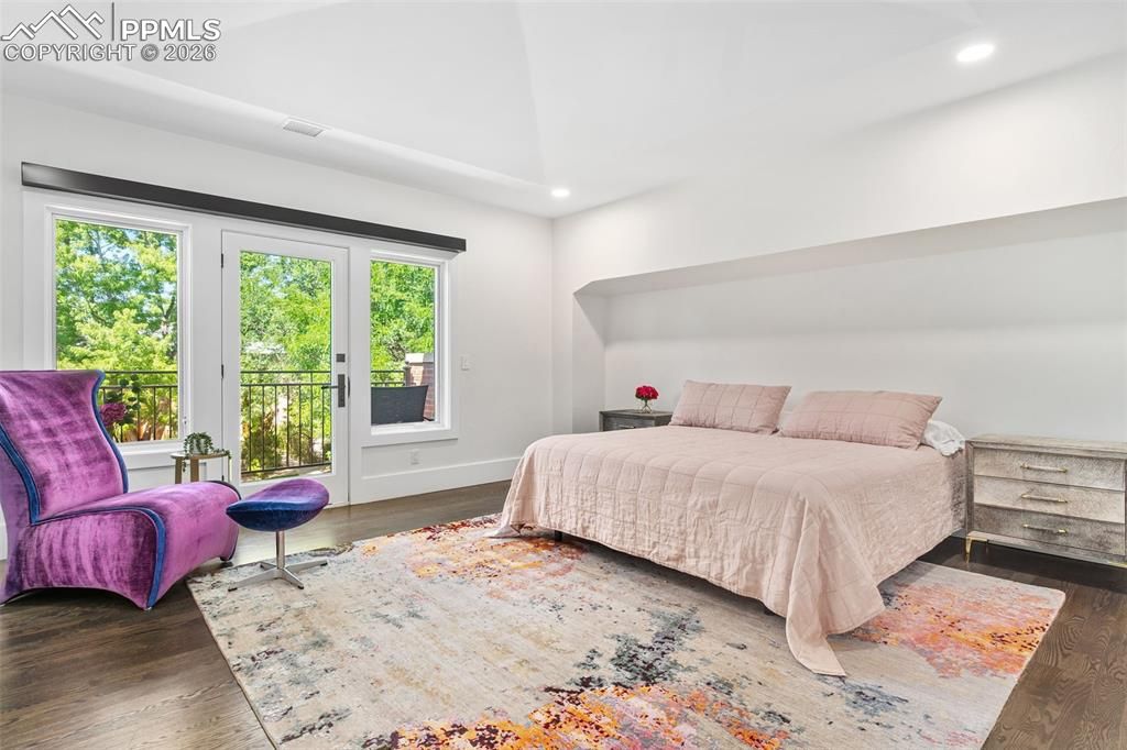 Image 24 of property listing at 418 Steele Street, Denver, CO 80206