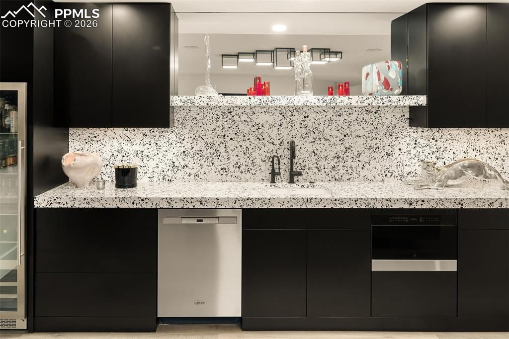 Image 28 of property listing at 418 Steele Street, Denver, CO 80206