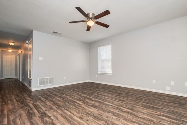 1008 Canal Street A, Mckinney, TX 75069