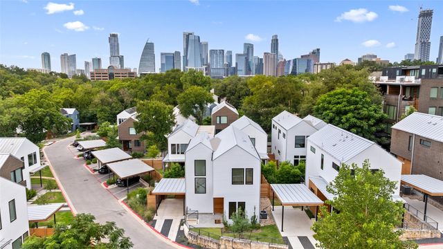 900 S 2nd ST 21, Austin, TX 78704
