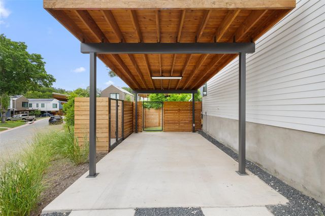 900 S 2nd ST 21, Austin, TX 78704