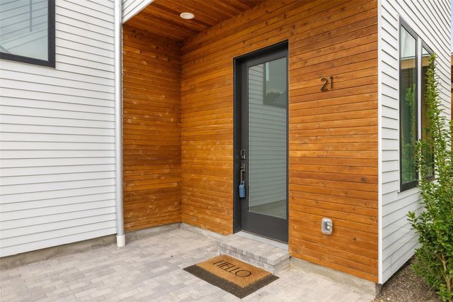 900 S 2nd ST 21, Austin, TX 78704