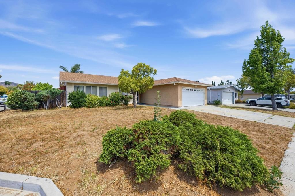 Image 1 of property listing at 10016 Bilteer Court, Santee, CA 92071