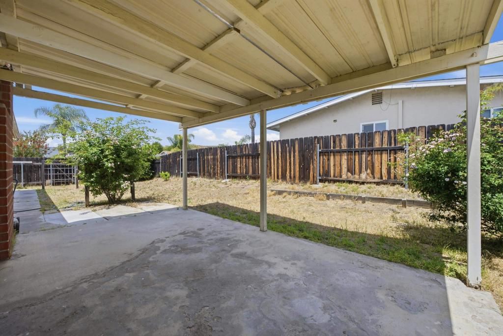 Image 19 of property listing at 10016 Bilteer Court, Santee, CA 92071