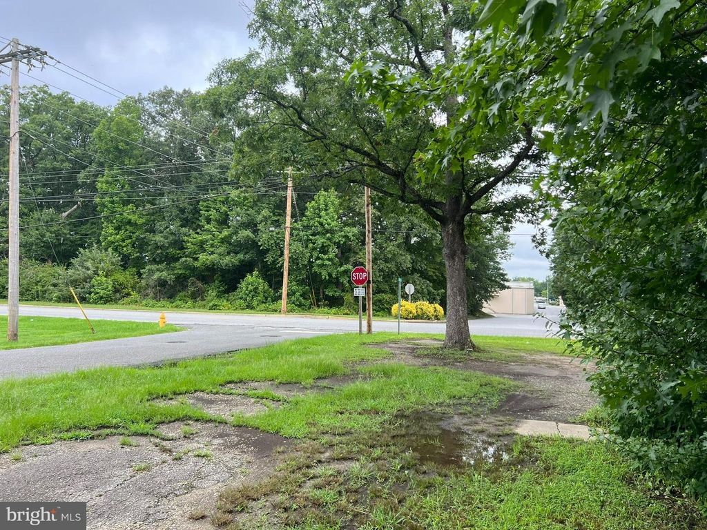 3298 OLD WASHINGTON RD, Waldorf, MD 20602