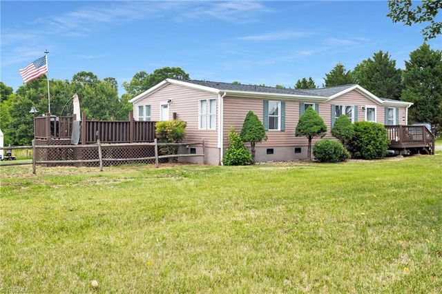 1677 Jennings Road, Olin, NC 28660
