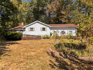 4904 Nelson Mosier Road, Southington, OH 44470