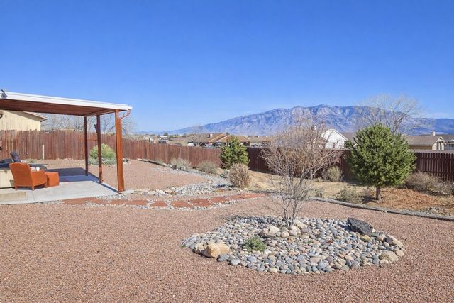 1780 Carin Court SE, Rio Rancho, NM 87124