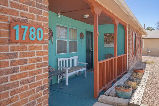 1780 Carin Court SE, Rio Rancho, NM 87124